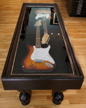 guitar-case-coffee-table.jpg